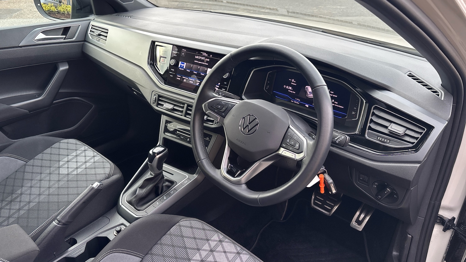 Used Volkswagen Taigo 2024 for sale - 77207369: Photo 11