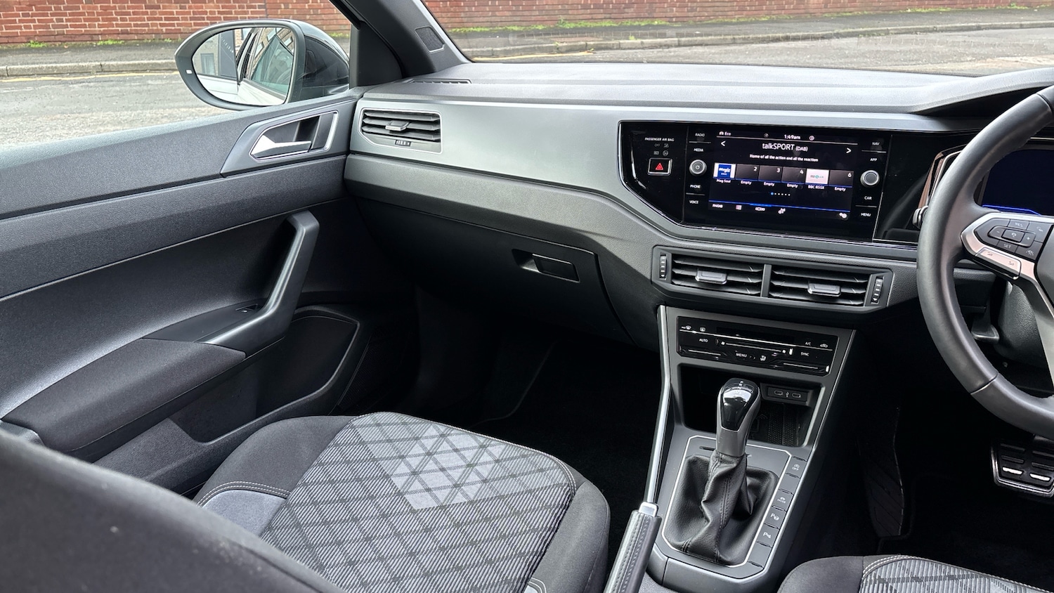 Used Volkswagen Taigo 2024 for sale - 77207369: Photo 14