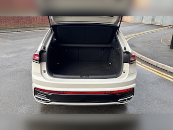 Used Volkswagen Taigo 2024 for sale - 77207369: Photo