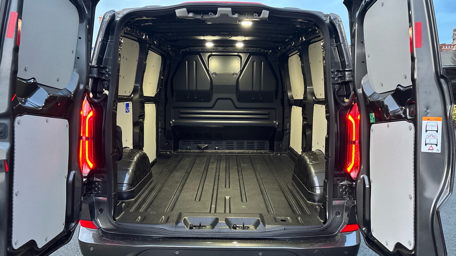 Used Ford Transit Custom 2025 for sale - 77208192: Photo 12