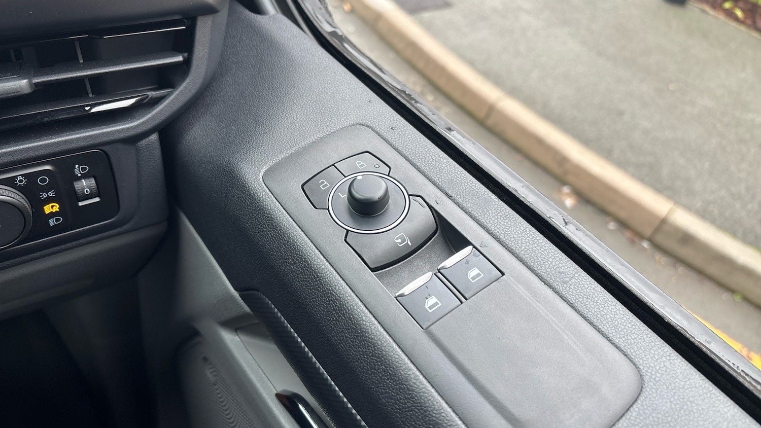 Used Ford Transit Custom 2025 for sale - 77208192: Photo 29