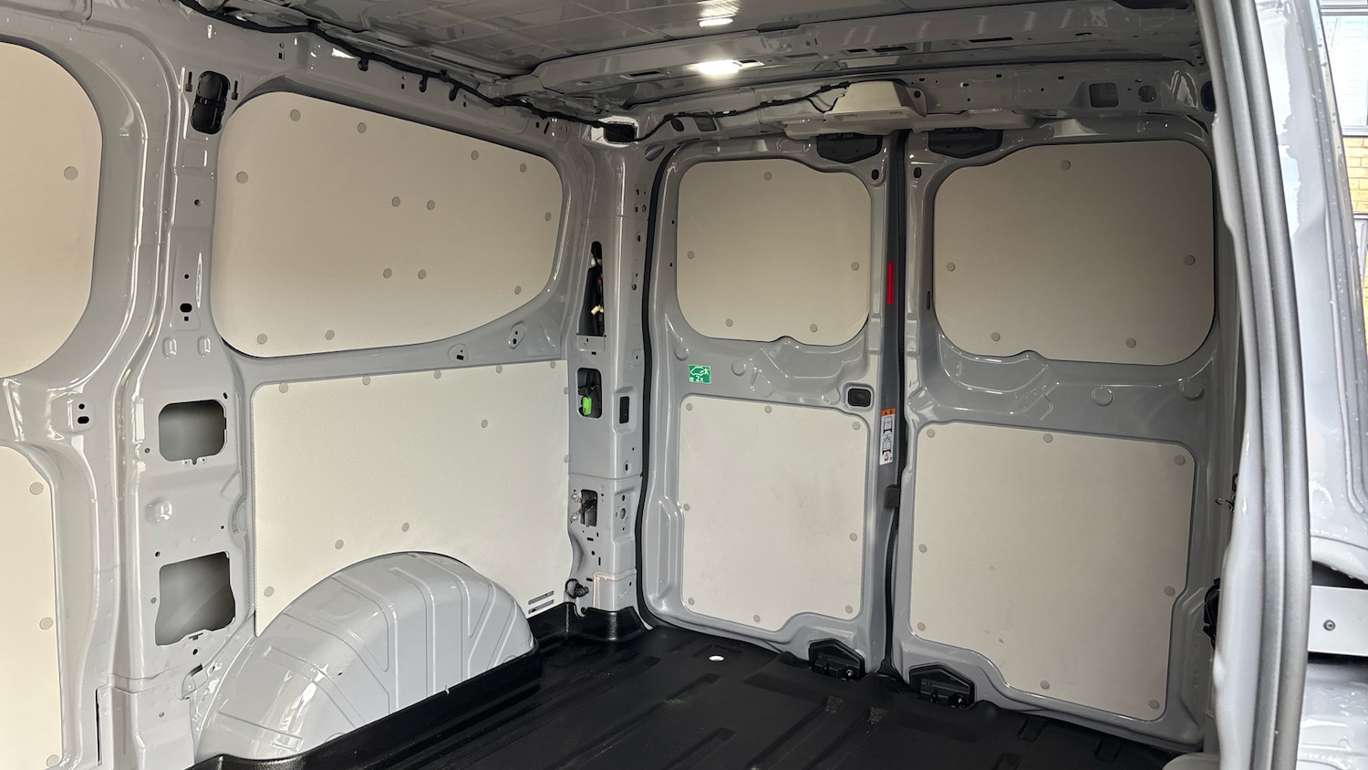 Used Ford Transit Custom 2025 for sale - 76963209: Photo 14