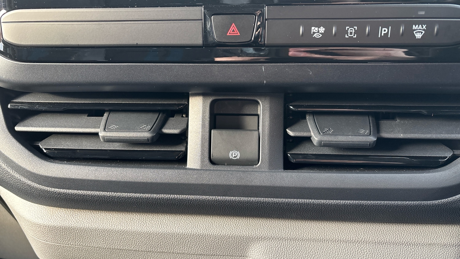 Used Ford Transit Custom 2025 for sale - 76963209: Photo 34