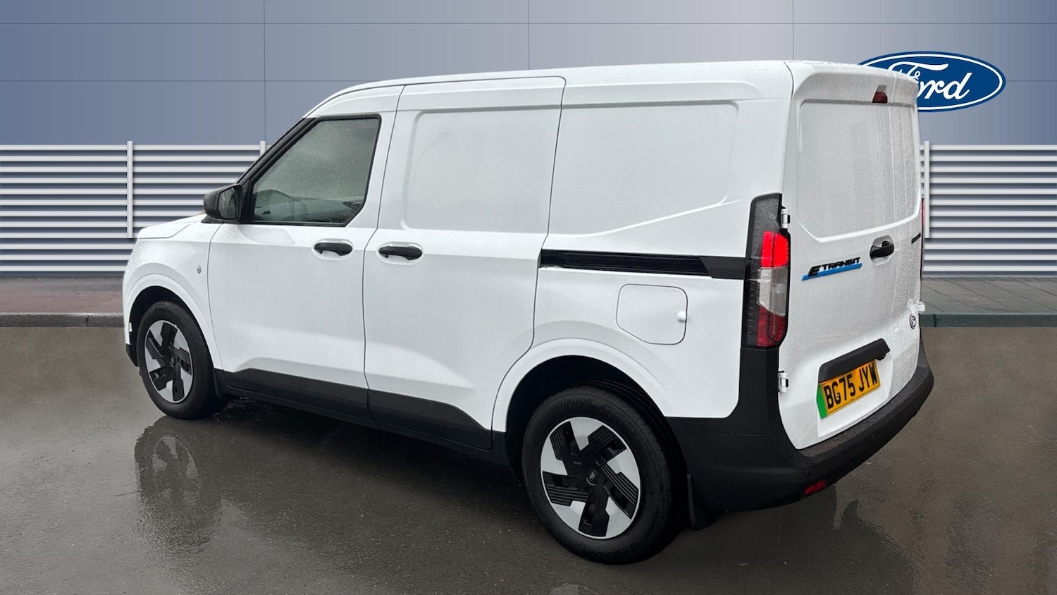 Used Ford Transit Courier 2025 for sale - 77272187: Photo 2