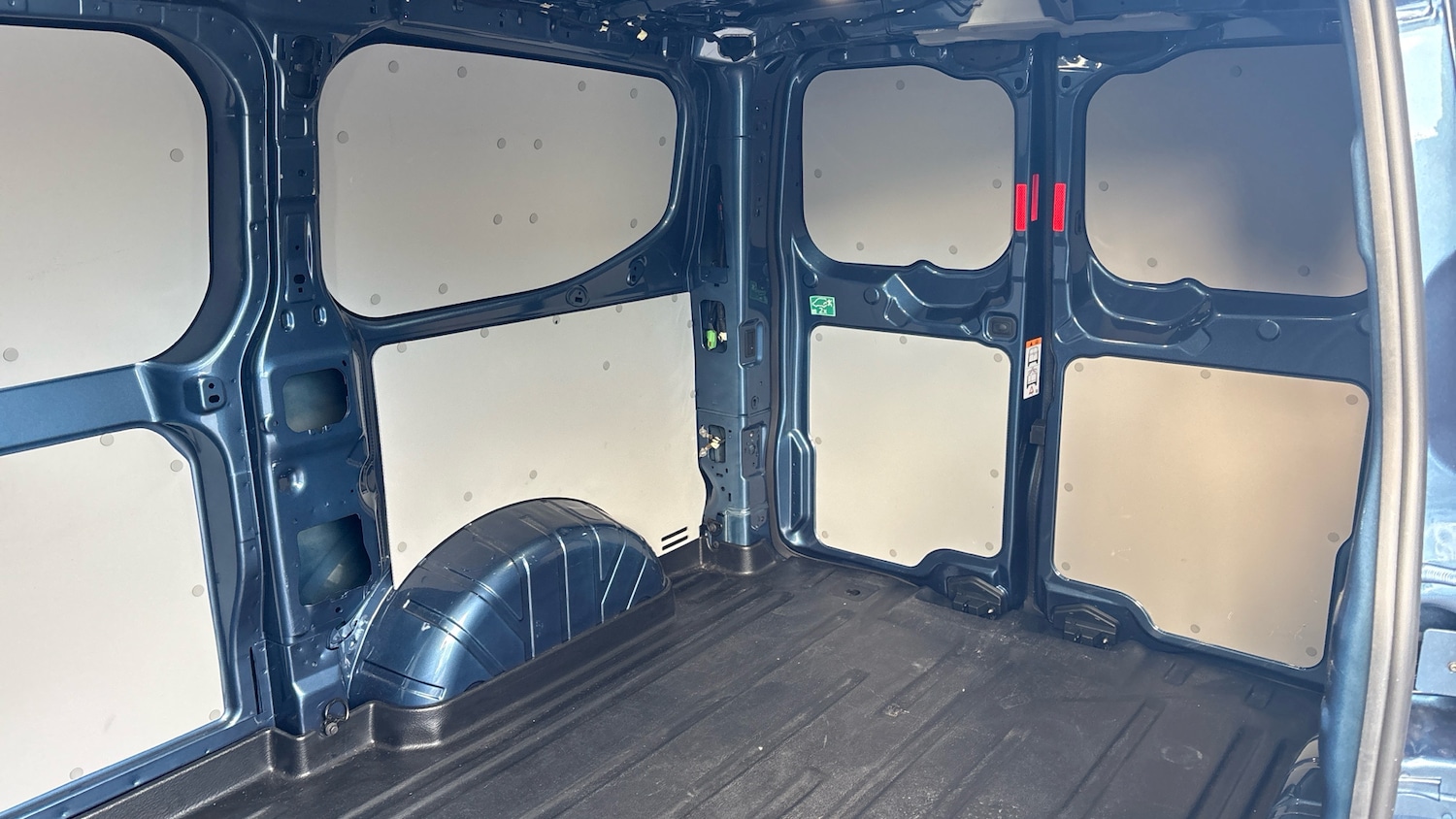 Used Ford Transit Custom 2024 for sale - 77046516: Photo 14