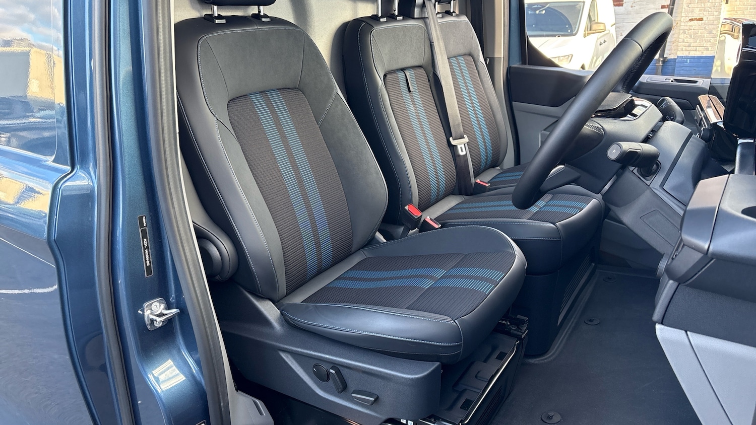 Used Ford Transit Custom 2024 for sale - 77046516: Photo 29