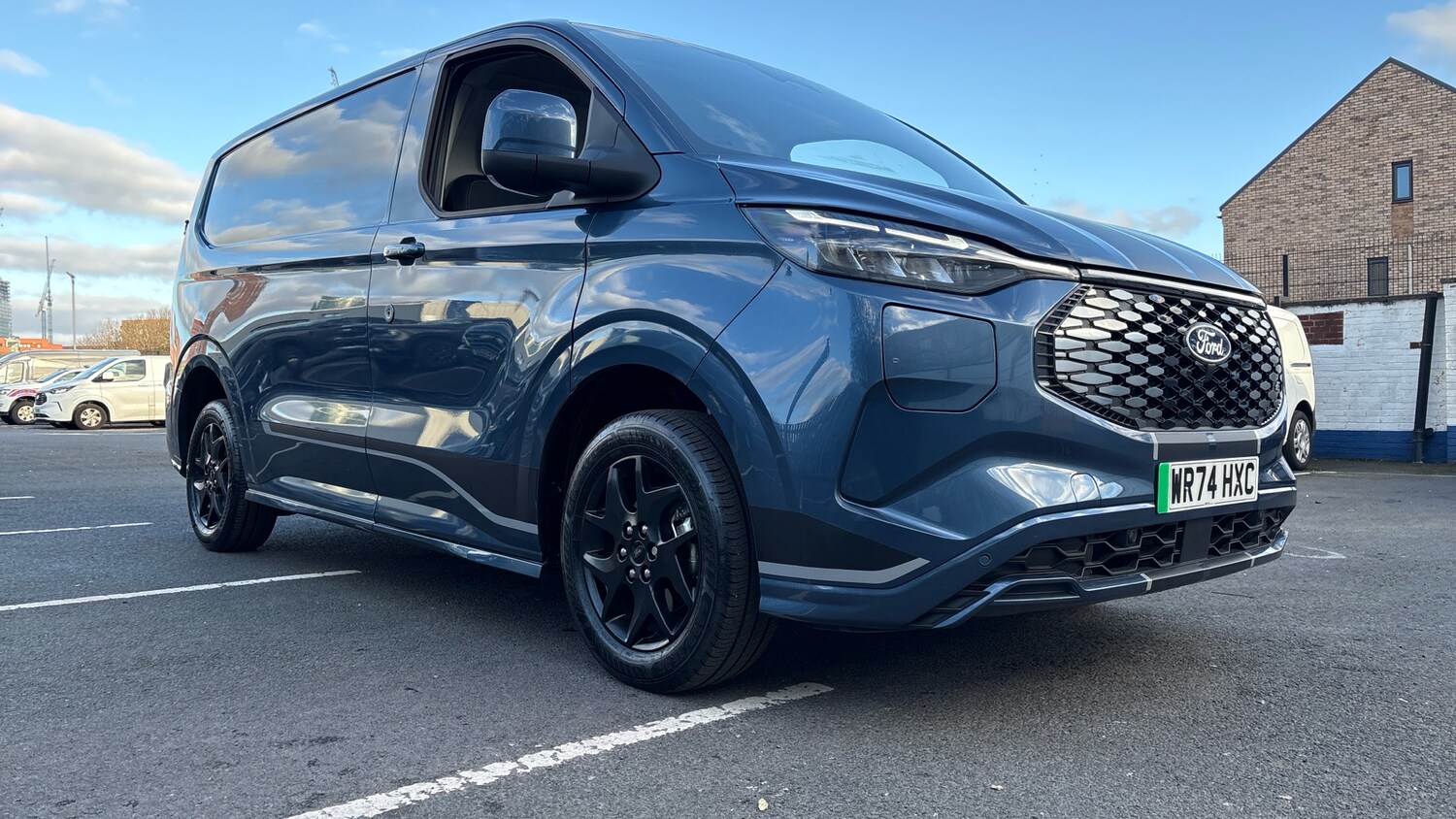 Used Ford Transit Custom 2024 for sale - 77046516: Photo 32