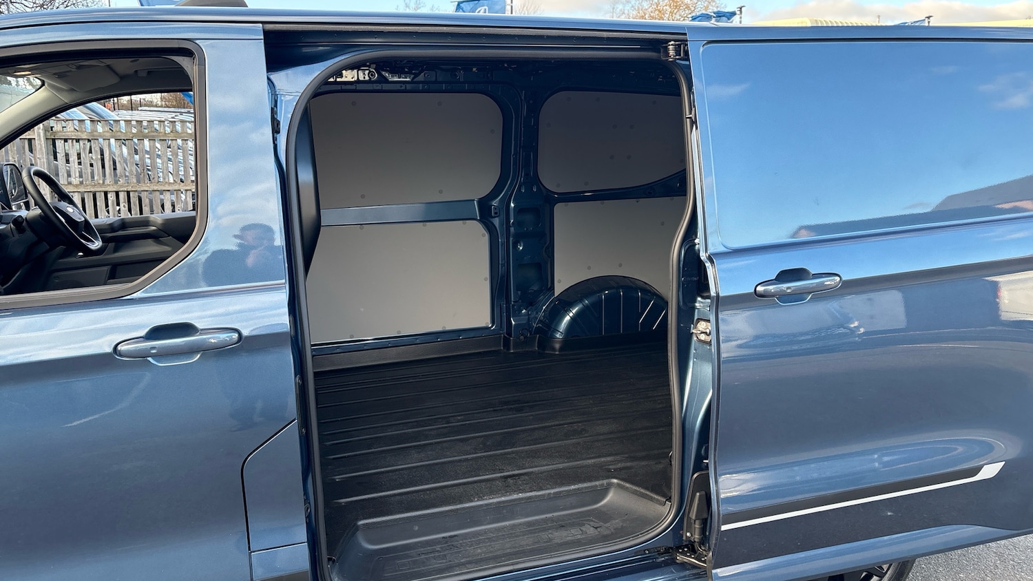 Used Ford Transit Custom 2024 for sale - 77046516: Photo 5