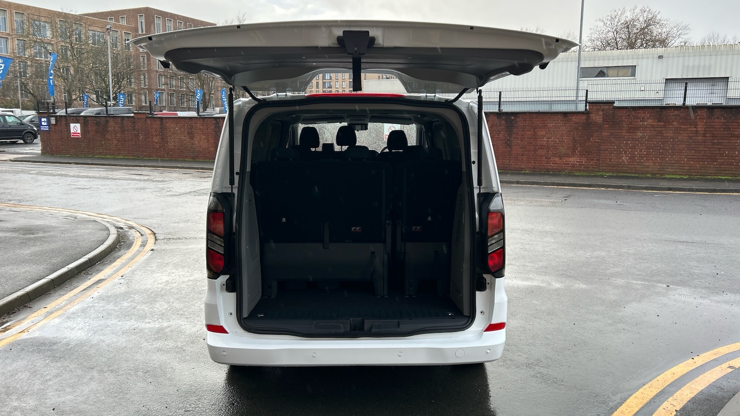 Used Ford Tourneo Custom 2026 for sale - 78162361: Photo 3