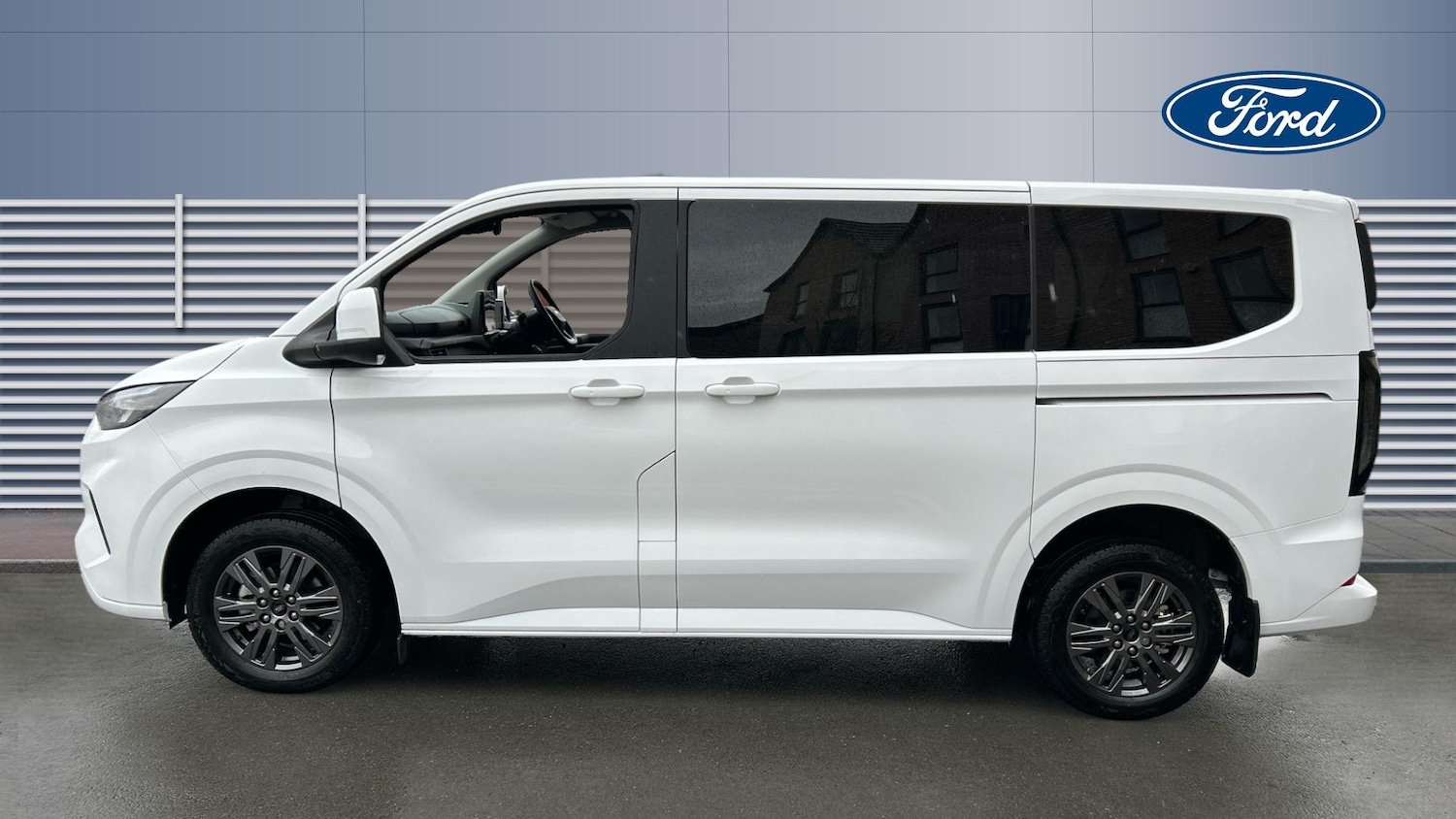 Used Ford Tourneo Custom 2026 for sale - 78162361: Photo 4