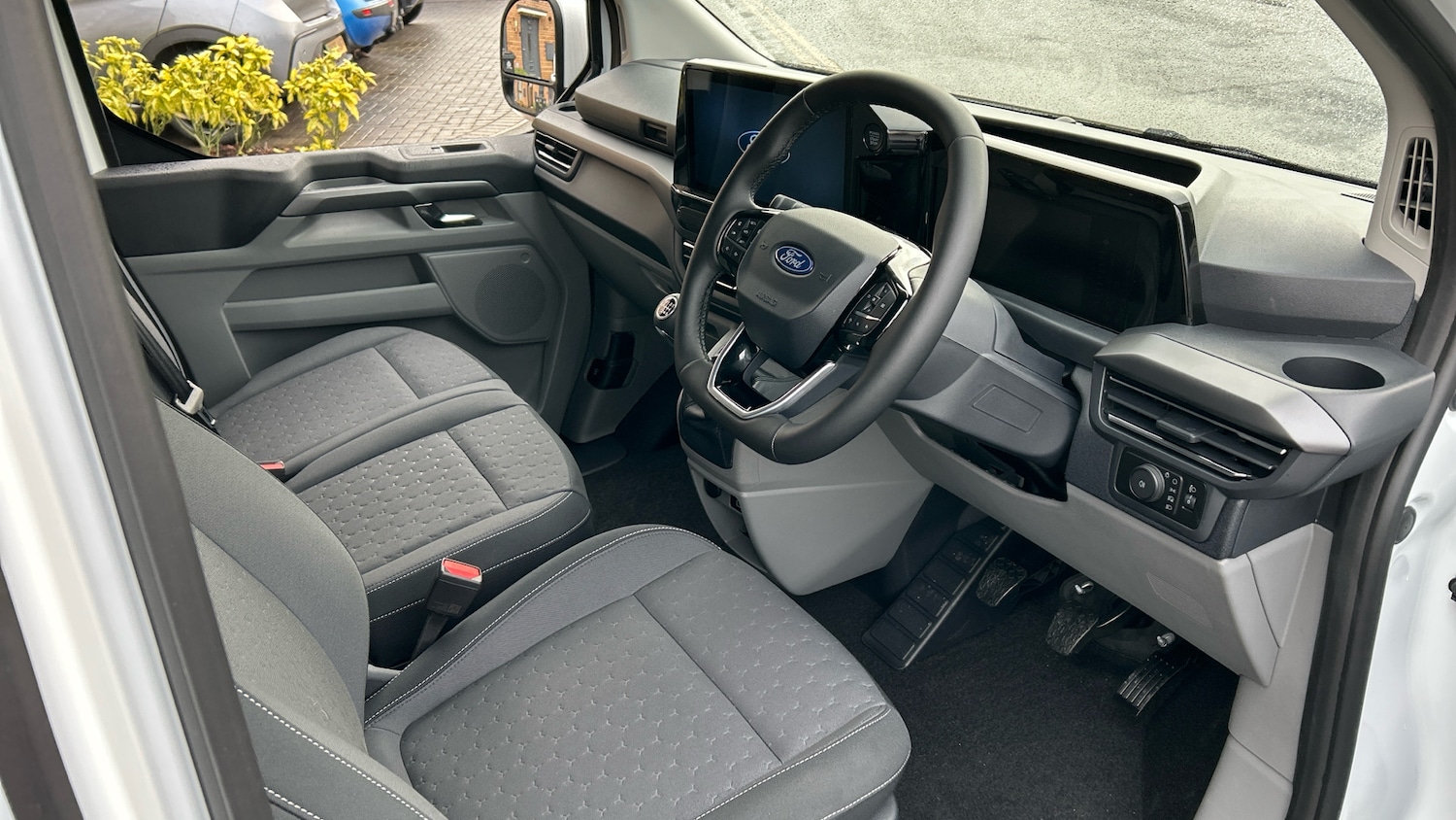 Used Ford Tourneo Custom 2026 for sale - 78162361: Photo 6