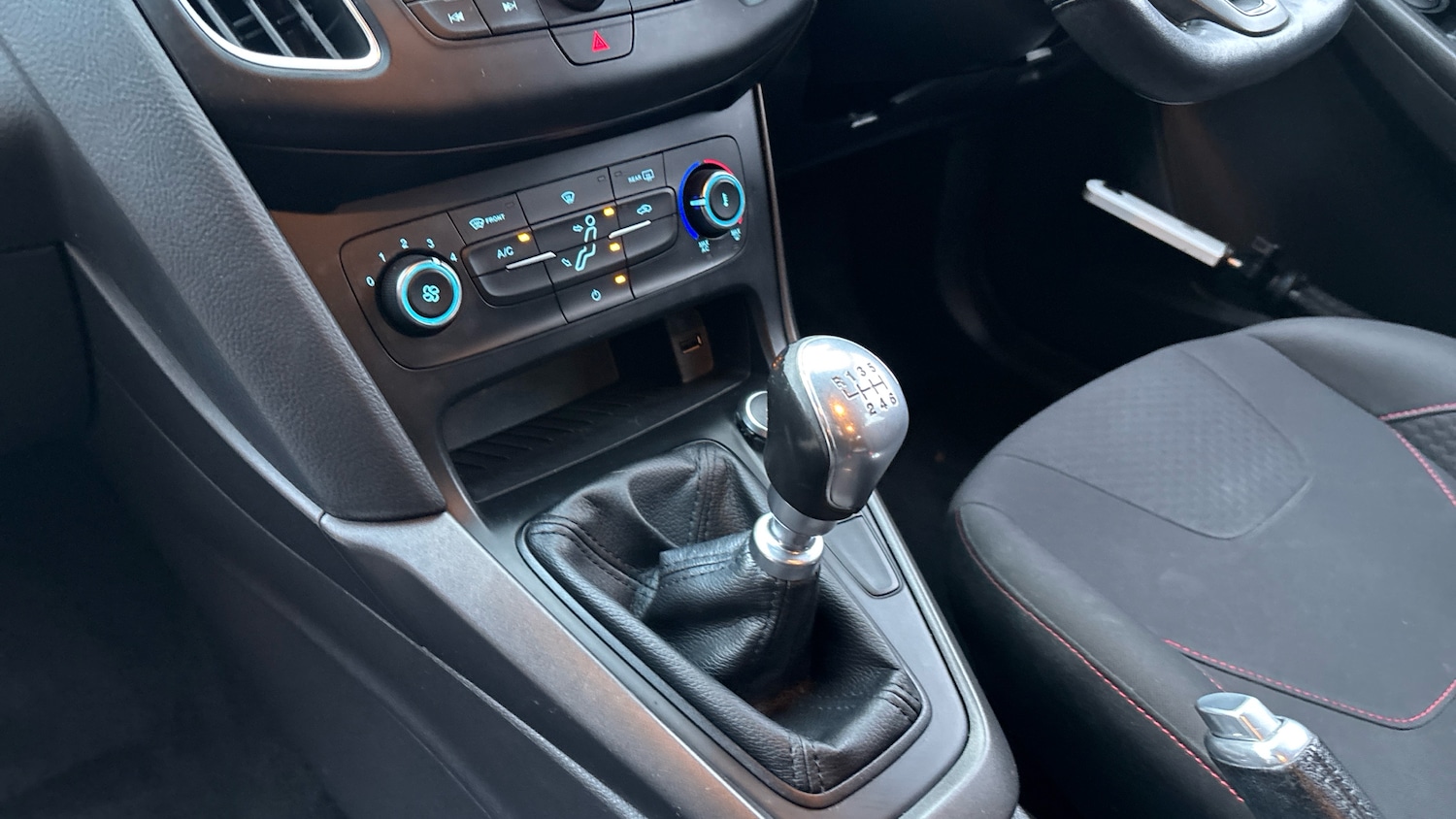 Used Ford Focus 2018 for sale - 76507269: Photo 13