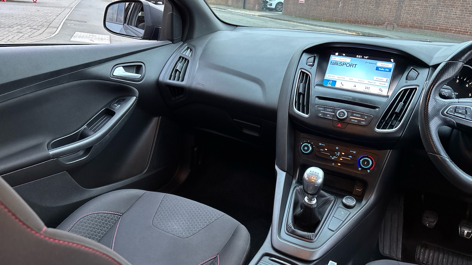 Used Ford Focus 2018 for sale - 76507269: Photo 14