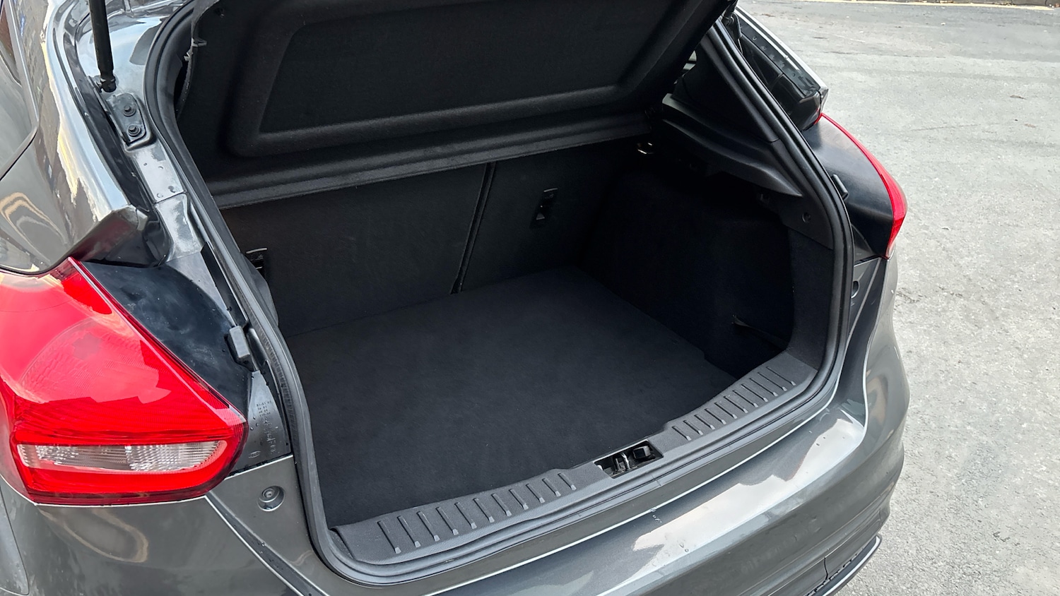 Used Ford Focus 2018 for sale - 76507269: Photo 34