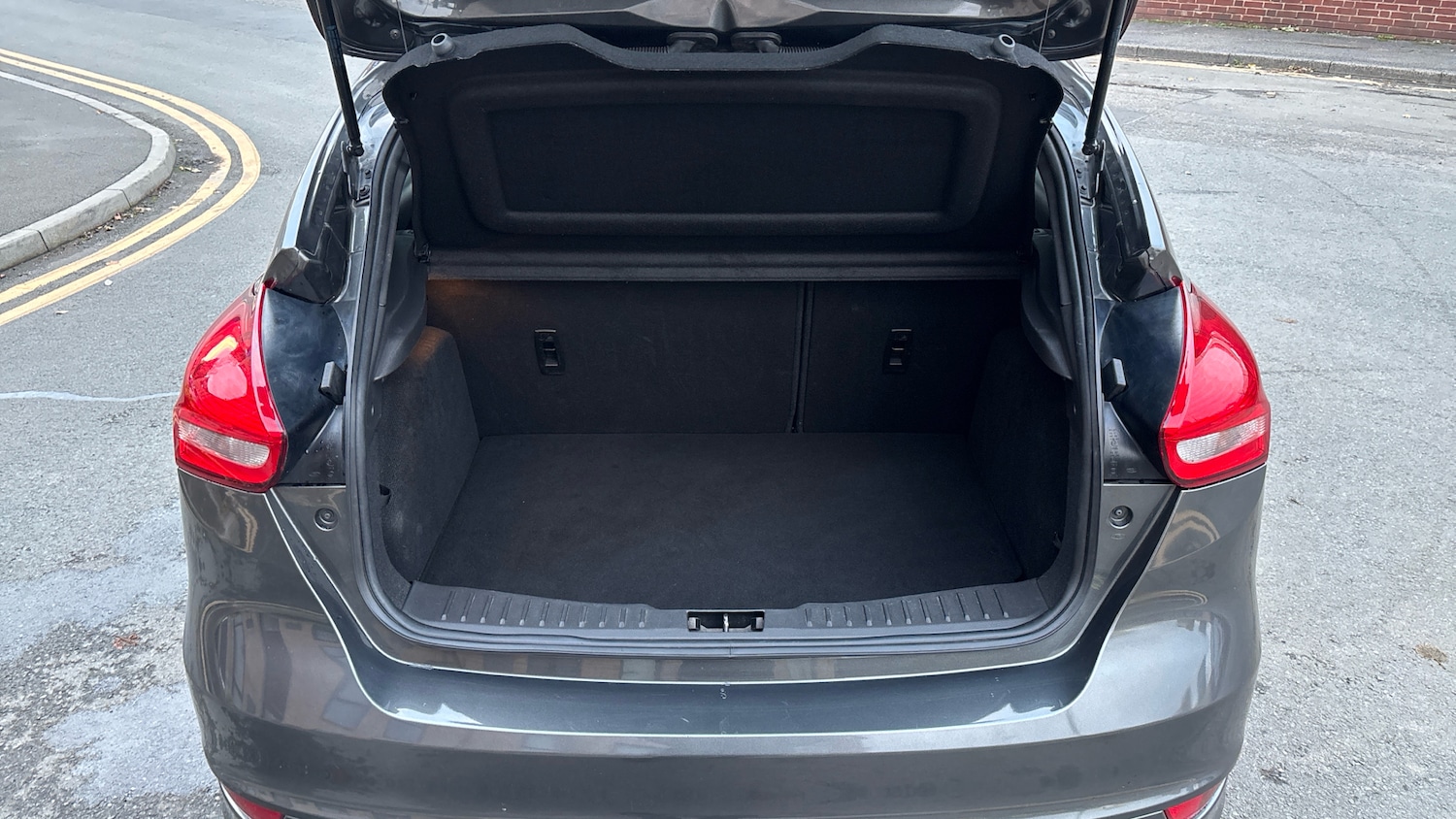 Used Ford Focus 2018 for sale - 76507269: Photo 4