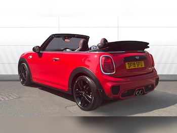 Used MINI Convertible 2019 for sale - 79174740: Photo