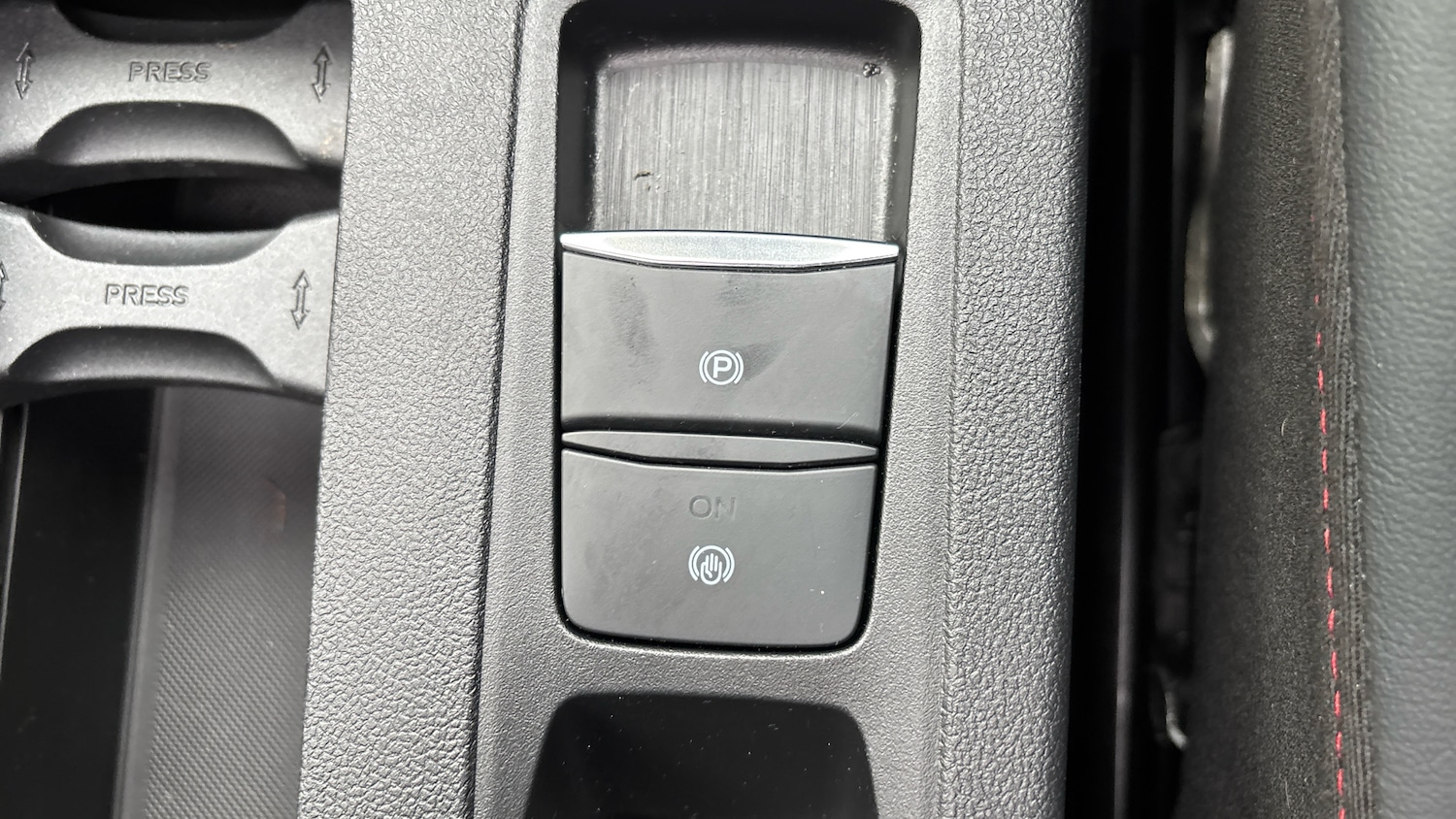 Used Ford Kuga 2025 for sale - 76958448: Photo 40