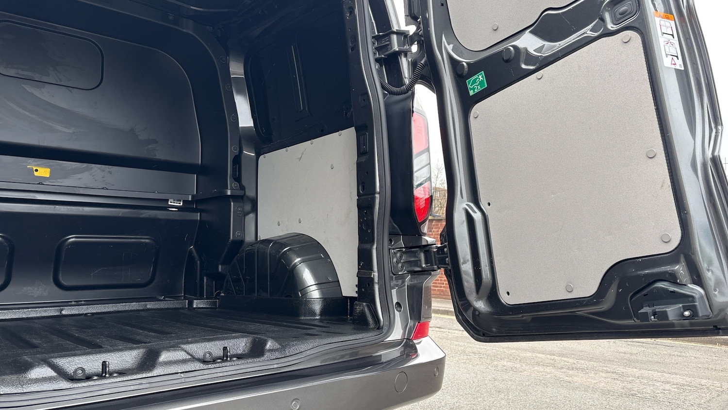 Used Ford Transit Custom 2025 for sale - 77996910: Photo 38