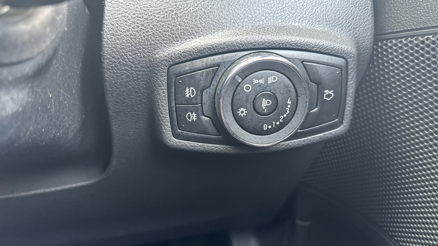 Vehicle 28