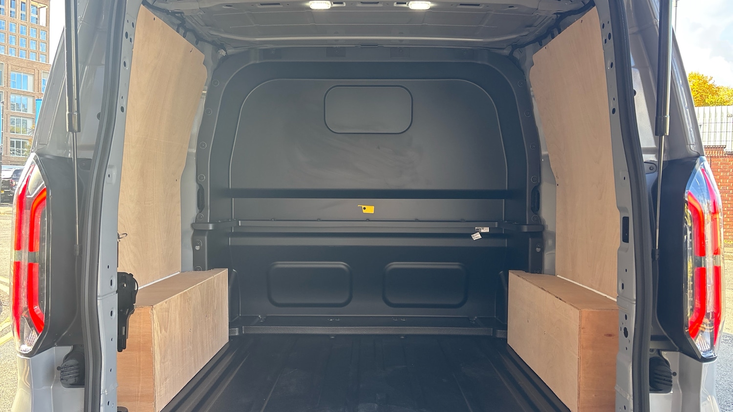 Used Ford Transit Custom 2025 for sale - 76362836: Photo 12