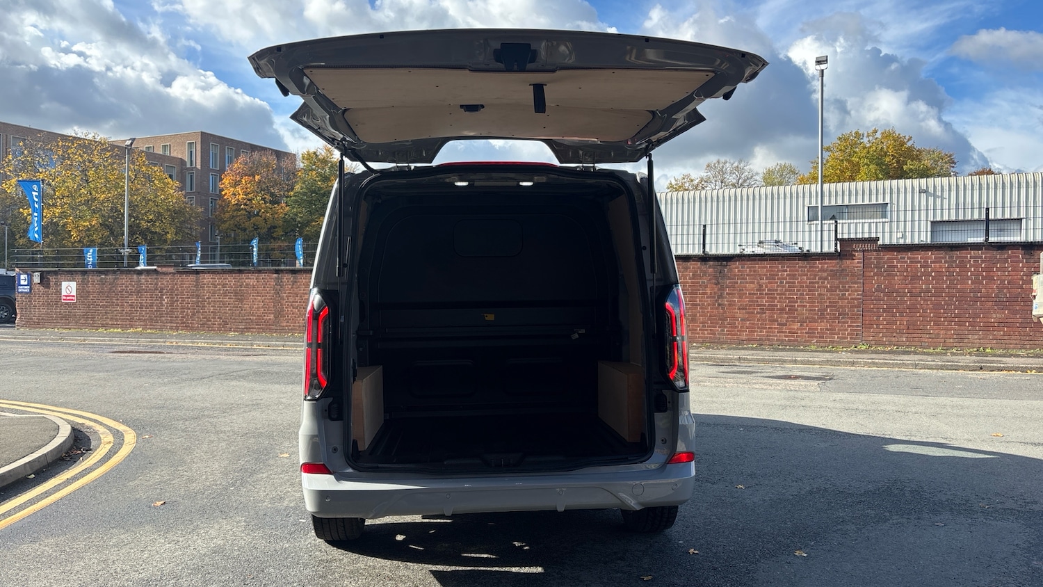 Used Ford Transit Custom 2025 for sale - 76362836: Photo 3