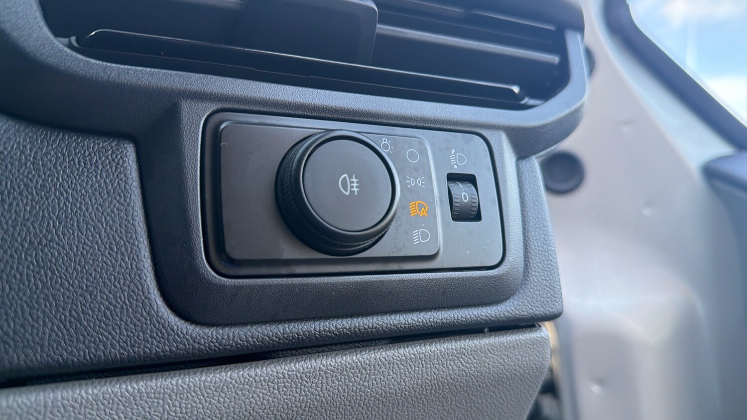 Used Ford Transit Custom 2024 for sale - 77962182: Photo 23