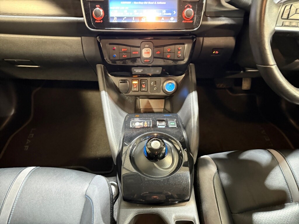 Used Nissan Leaf 2018 for sale - 76739728: Photo 11