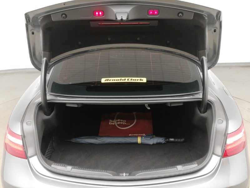 Used Mercedes-Benz E Class 2018 for sale - 76893814: Photo 8