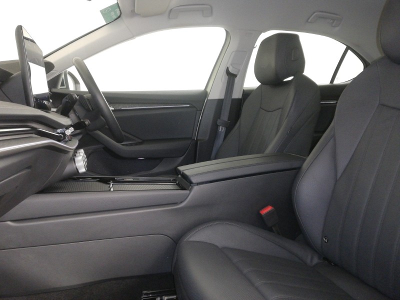 Used Skoda Superb 2024 for sale - 77126439: Photo 5