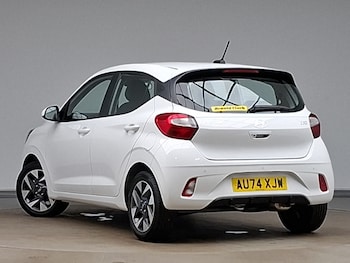 Used Hyundai i10 2024 for sale - 79006531: Photo