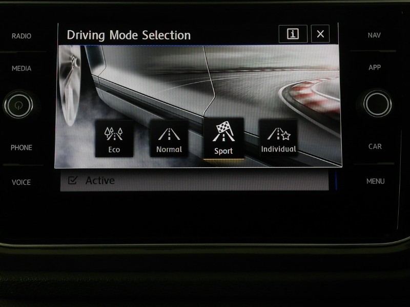 Used Volkswagen T-Roc 2018 for sale - 77678537: Photo 13