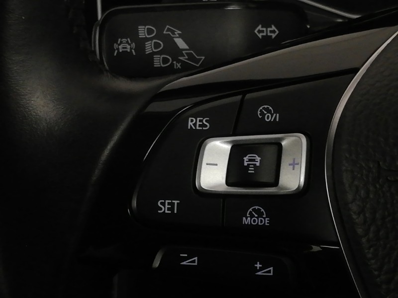 Used Volkswagen T-Roc 2018 for sale - 77678537: Photo 18