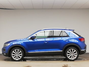 Used Volkswagen T-Roc 2018 for sale - 77678537: Photo