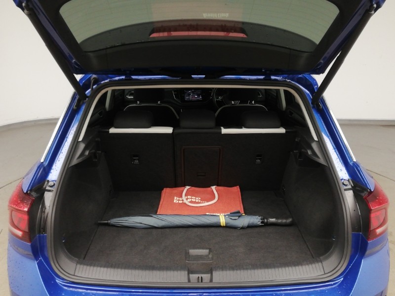 Used Volkswagen T-Roc 2018 for sale - 77678537: Photo 8