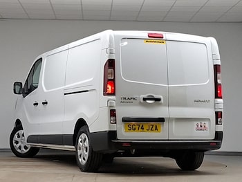 Used Renault Trafic 2024 for sale - 79481103: Photo