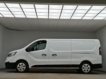 Used Renault Trafic 2024 for sale - 79481103: Photo