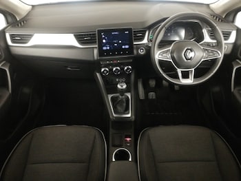 Used Renault Captur 2022 for sale - 76800116: Photo