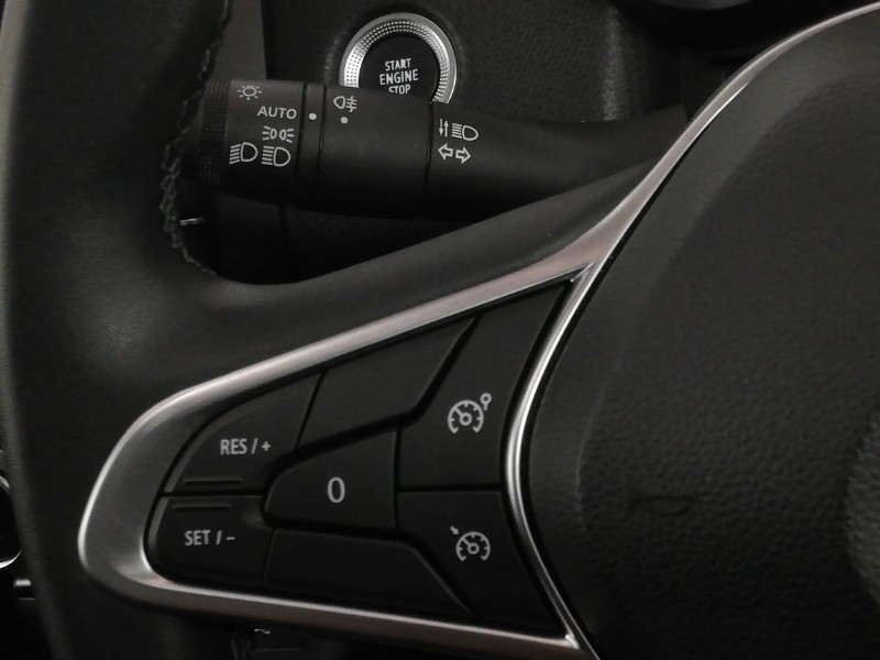 Used Renault Clio 2023 for sale - 78033554: Photo 18