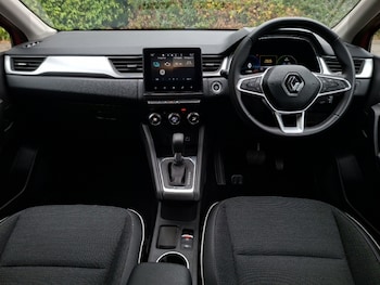 Used Renault Captur 2023 for sale - 79510734: Photo