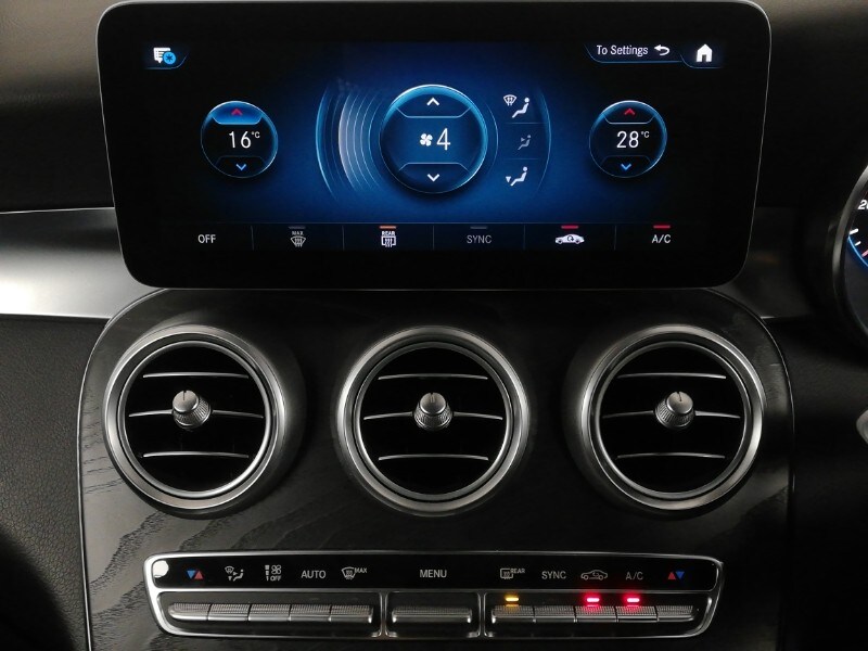 Used Mercedes-Benz GLC 2020 for sale - 77964433: Photo 17