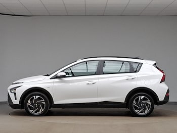 Used Hyundai BAYON 2023 for sale - 79302948: Photo