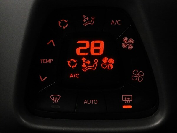 Used Toyota AYGO 2018 for sale - 76258591: Photo 16