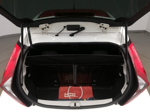 Used Toyota AYGO 2018 for sale - 76258591: Photo 8