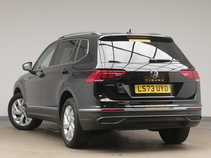 Used Volkswagen Tiguan Allspace 2023 for sale - 76970519: Photo 3