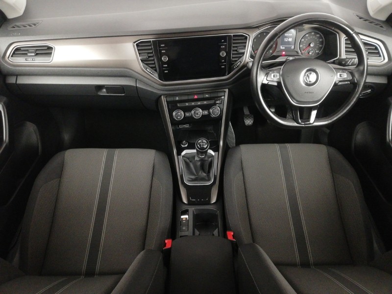 Used Volkswagen T-Roc 2019 for sale - 76450911: Photo 2