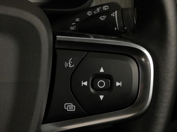 Used Volvo XC40 2020 for sale - 75738219: Photo 18