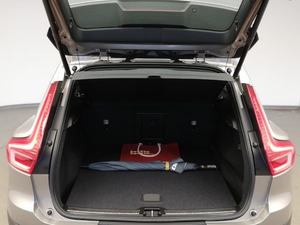 Used Volvo XC40 2020 for sale - 75738219: Photo 8