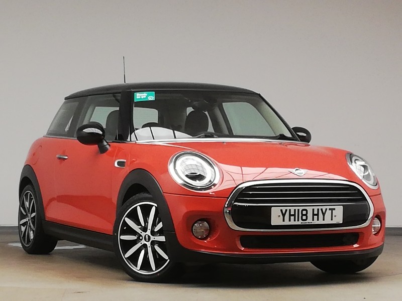 Used MINI Hatch 2018 for sale - 76567342: Photo 1