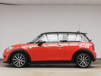 Used MINI Hatch 2018 for sale - 76567342: Photo
