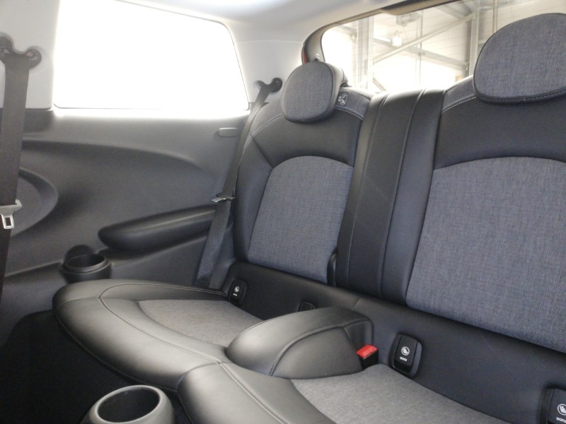 Used MINI Hatch 2018 for sale - 76567342: Photo 6